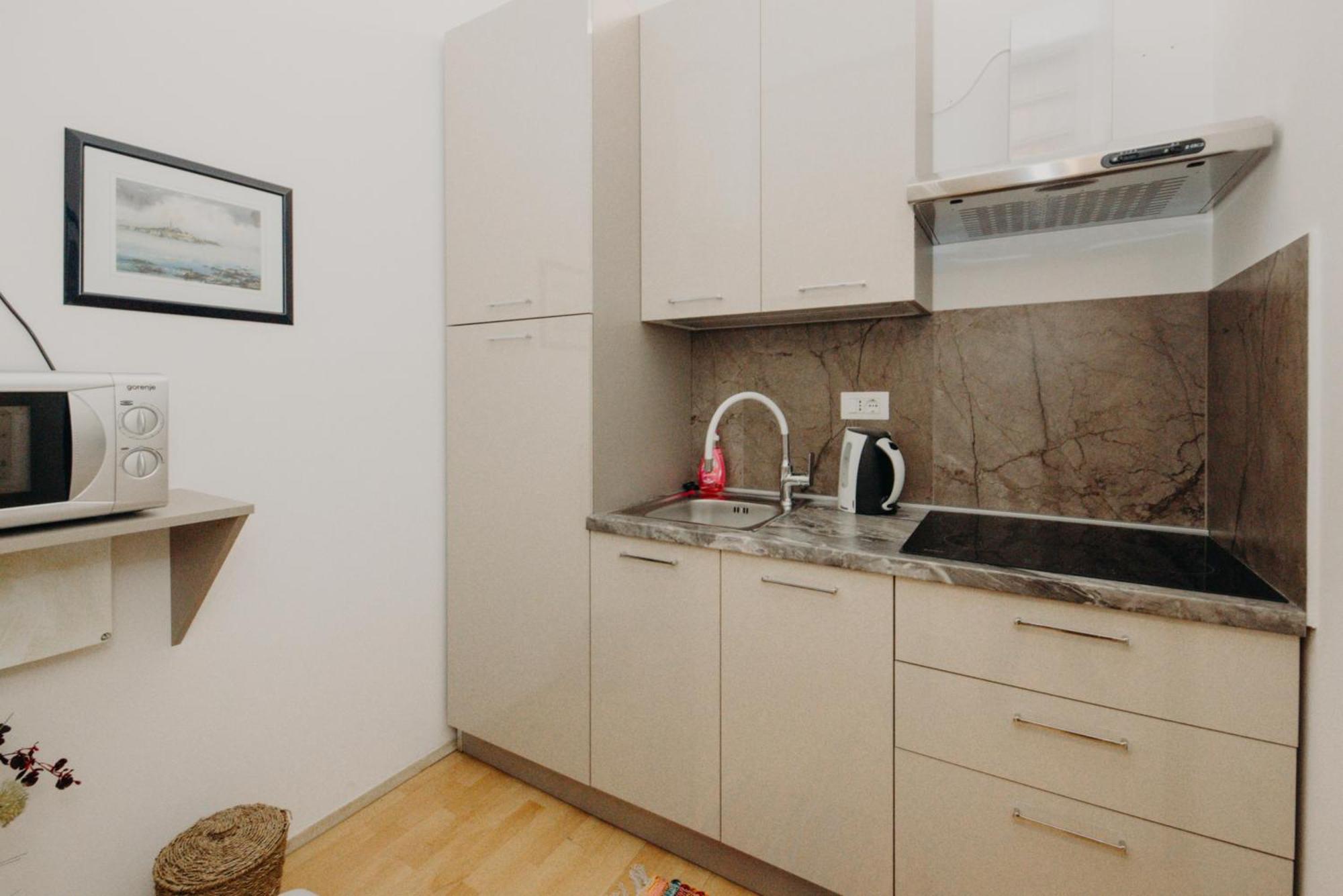 Rooms And Studios Villa Rossella 2 Rovinj Exterior foto